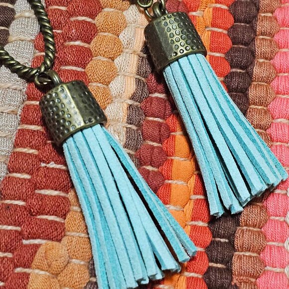 Artisan Hand Crafted Earrings Aqua Blue Faux Suede Tassels Antique Gold Pierced - Picture 5 of 7